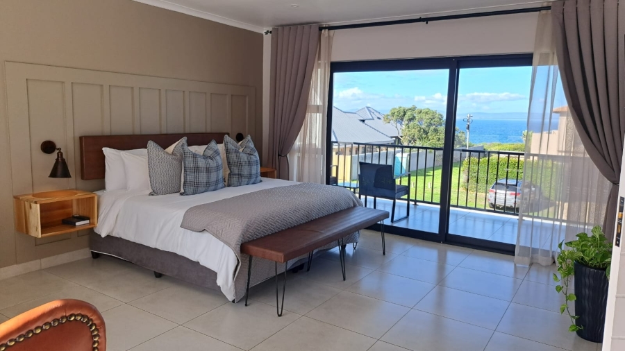 9 Bedroom Property for Sale in Westcliff Western Cape